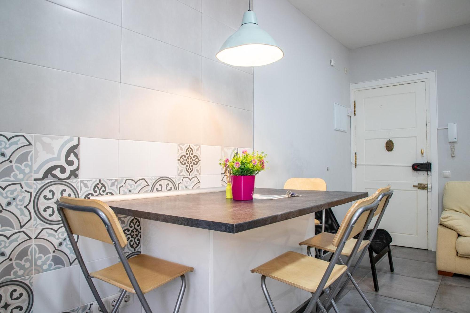 Apartment Luz Y Diseno En Retiro - Apartamento De 4 Dormitorios Madrid